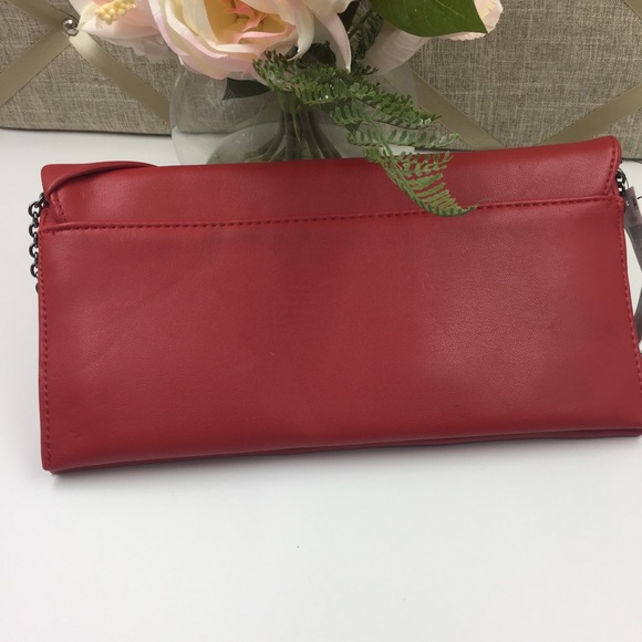 INC โBowahโ Red Faux Leather Clutch w/ chain strap - Picture 4 of 5